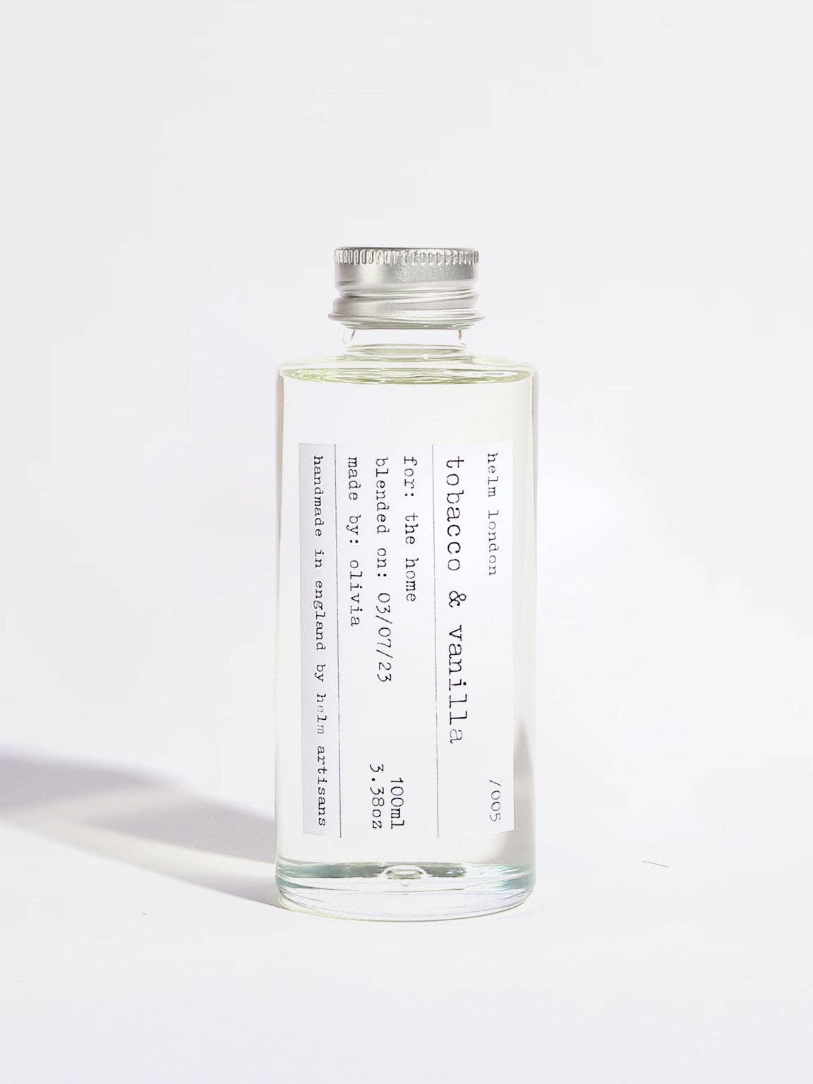 Tobacco & Vanilla Reed Diffuser - 100ml Refill at Joetie Home Fragrance. Luxury Handmade Apothecary Soy Candles
